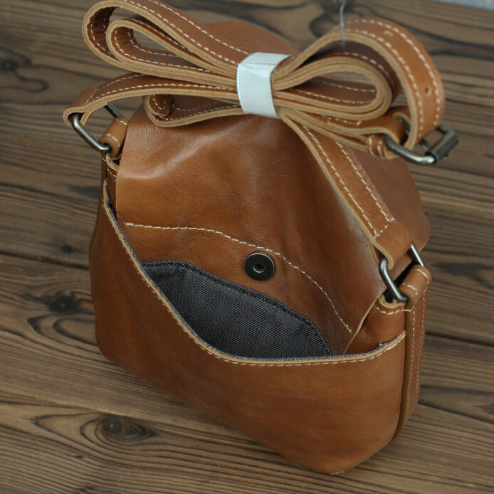 Vintage Leather Crossbody Bag